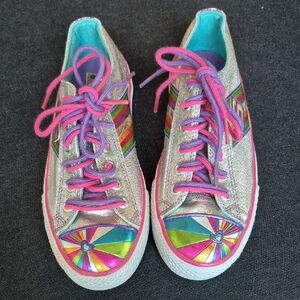 Skechers Silver Sneakers Vibrant Design